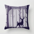 Quadratischer Kissenbezug mit dunkelviolettem Wald- und Hirsch-Digitaldruck - Dunkellila Waldhirsch Silhouette-Stil (TPR081-9)