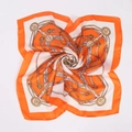 70cm Quadratisches Halstuch mit Kettenmuster in hellem Orange und Elfenbeinweiß - Orange Kette