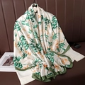 Sciarpa in seta con stampa a foglie di bambù su camicia bianca dallo stile chic - Foglia di Bambù Verde Arancione (Stile 6)