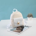 Mini-Rucksack mit Blumenmuster, goldenem Verschluss und verstellbaren Trägern - Weiß