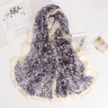 Sciarpa di seta chiffon floreale blu scuro con piccoli fiori bianchi e bordo beige - 160*50CM / Beige Blu
