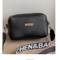 Black litchi grain shoulder bag with gold hardware and logo webbing strap - Black (Metal Plate Style)