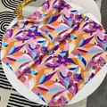 Foulard quadrato in seta satinata 70cm con stampa floreale astratta, scialle elegante - 70x70cm / Viola