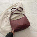 Grande borsa tote bordeaux con trama leopardata jacquard e tracolla regolabile elegante - Leopardo Rosso