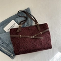 Retro-Shopper mit Leopardenmuster in Dunkelrot und robusten Ledergriffen - Rot