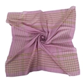 Détail du châle en coton à carreaux roses avec fils d'or et texture légère - 90cmx90cm / Mauve
