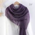 Écharpe en lin violet foncé pour femme avec design minimaliste et bords à franges - 180x90cm / Violet