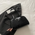 Bolso de mano estilo bowling minimalista en cuero negro para mujer con bolsillo de solapa - Sin colgante / Negro