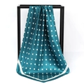 Elegante smaragdgroene zijden satijnen vierkante sjaal met witte stippen voor dames - Bandana / Smaragdgroen