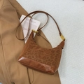 Borsa a tracolla con stampa leopardata marrone, base in pelle e tracolla regolabile - Marrone