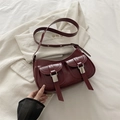 Deep red vintage shoulder bag in glossy PU leather with double front pockets and buckles - Red