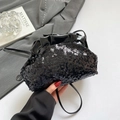 Borsa a secchiello nera con paillettes luccicanti e tracolla sottile ed elegante - Nero