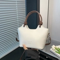 Bolso tipo cubo blanco minimalista con asa de nudo marrón y bandolera para mujer - Blanco