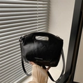 Bolso elegante negro brillante con cadena y asa recortada de moda para mujer - Negro