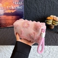 Süße rosa Plüsch-Kosmetiktasche mit Herzmuster und weichem Kunstfell für die Reise - Hellrosa