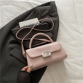 Sac bandoulière rose pâle avec boucle G en strass et poignée supérieure élégante - Rose