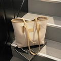 Bolso tote minimalista de lona con ribete de ecopiel para el trayecto diario - Caqui