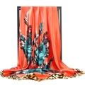 Carré en satin orange avec motifs roses sarcelle et bordure léopard sur un support - 90*90cm / Rouge pastèque