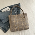 Classic checkered tote bag in brown and yellow woven fabric with sturdy handles - Khaki