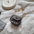 Minibolso de sella con estampado de leopardo, cadena dorada y hebilla redonda - Marrón Rojo