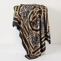 Seidiger Satin-Schal mit Leopardenmuster und goldener Kettenbordüre für Damen - Leopard B-Schwarz