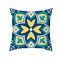 Quadratischer Kissenbezug mit blau-gelbem geometrischem Blumenmuster aus Pfirsichhaut - Marokkanisches Fliesen Ethno-Design (TPR331-5)