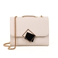 Bolso de cadena blanco roto con hebilla geométrica dorada para mujer chic - Blanco
