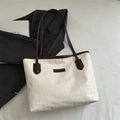 Borsa tote crema a pied-de-poule con manici in pelle marrone e dettagli in metallo - Bianco Sporco & Caffè