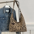 Damen Cord-Tragetasche mit Leopardenmuster und großem Fassungsvermögen für Herbst und Winter - Khaki
