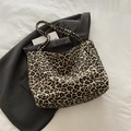 Retro corduroy tote bag met luipaardprint en grote capaciteit voor dagelijks gebruik - Bruin