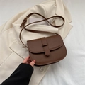 Borsa a tracolla retrò marrone scuro a sella con tracolla regolabile e dettagli oro - Marrone Scuro