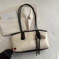 Grand sac cabas beige avec bordure noire contrastée et pendentif raquette de tennis - Blanc Avec Pendentif Baseball