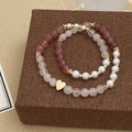 Handgefertigtes zweilagiges Perlenarmband mit violetten Steinen und goldenem Herzanhänger - Naturstein Perlen Herz Armband Set