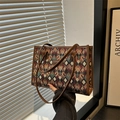 Elegante borsa tote autunnale a quadri con design intrecciato e manici in pelle - Caffè