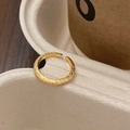 Verstellbarer S925 Sterlingsilber Ring mit unregelmäßiger vergoldeter Hammerschlag-Textur - Gold (C-251)