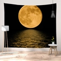 Nordischer Wandteppich mit goldenem Mond über dem Meer für die Schlafzimmerdeko - Goldener Vollmond Über Dem Meer (CGT060-7)