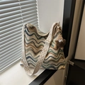 Knitted tote bag with colorful wave patterns and brown monster plush pendant - With Pendant / White