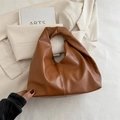 Bolso de mano plisado marrón ámbar de piel sintética suave con asa superior elegante - Marrón