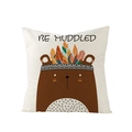 Housse de coussin carrée beige en polyester avec ours de dessin animé et plumes colorées - Style Ours Confus (JYM148-13)