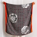 Eleganter langer Schal mit Kamelien-Blumenmuster und Tweed-Design in Orange - 180*90CM / Orange