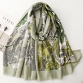 Écharpe artistique à motif forêt tropicale et toucher lin-coton avec bords frangés - Motif de Plante Fraîche Vert Clair (SL2506-014)