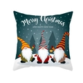 Funda de cojín de gnomos navideños con texto Merry Christmas en fondo verde oscuro - Tres Gnomos con Linternas en Noche Nevada Verde (TPR421-24)