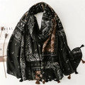 Sciarpa pashmina spessa con motivo paisley e frange nei colori nero e caffè scuro - 180*88cm / Nero