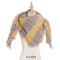 Écharpe épaisse à carreaux jaune gingembre et gris avec pompons à franges - Jaune à Carreaux Rayures Épaisses (FJ010-023)