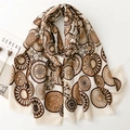 Bohemian sjaal met geometrisch cirkelpatroon in bruin en karamel met franjes - Khaki