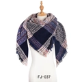 Écharpe à carreaux bleu marine et gris en fil bouclé avec franges, châle FJ-037 - Bleu Marine à Petits Carreaux (FJ010-037)