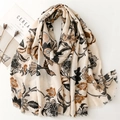 Beigefarbener Baumwoll-Leinen-Schal mit Pfingstrosenmuster und natürlichen Fransen - 180*88cm / Beige Pfingstrose Floral (SL2409-003)