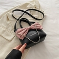 Petit sac à main noir élégant avec nœud en daim rose et chaîne à perles argentées - Noir