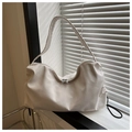 Dettaglio borsa hobo in nylon bianco con doppia cerniera e coulisse regolabile - Bianco