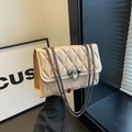 Petit sac à bandoulière beige matelassé avec chaîne en métal et fermoir rétro - Kaki